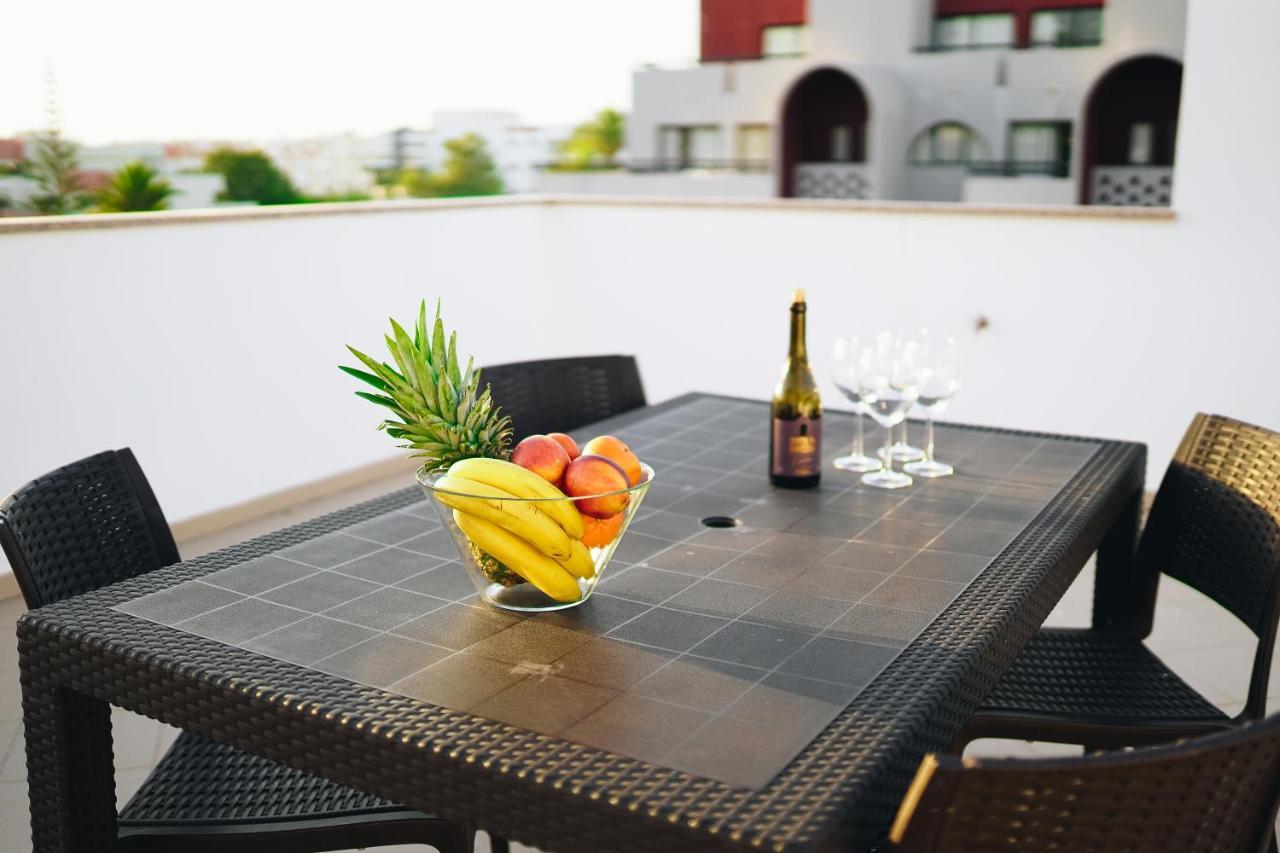 Wonderful Flats With Pool By Host Wise Apartment Albufeira Luaran gambar
